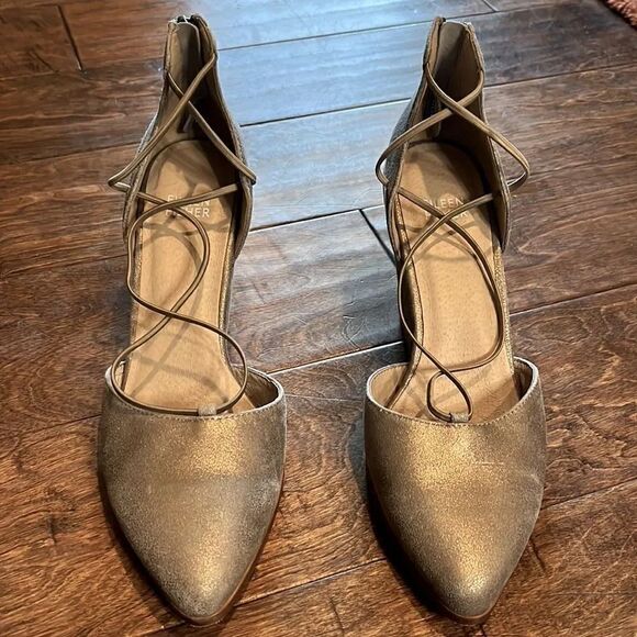 Eileen Fisher Ghillie Rope Pump, 9! - Picture 2 of 10